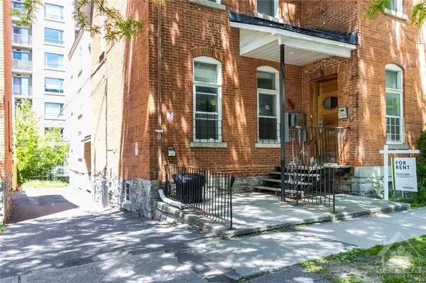 Lower Town - Sandy Hill, ON K1N 6E6,119 DALY AVE