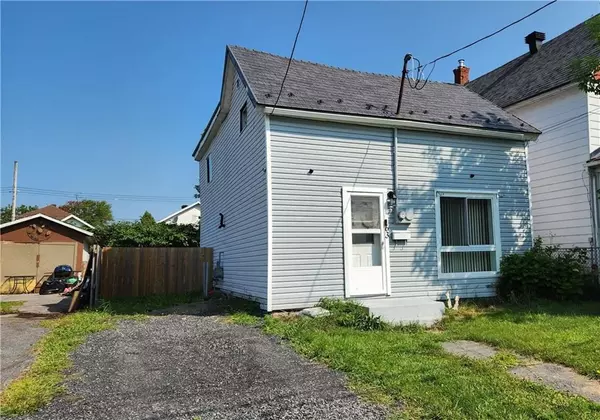 63 PINE ST, Cornwall, ON K6J 1B6