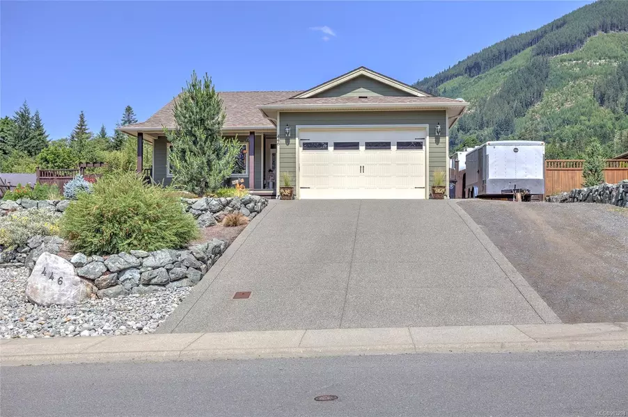 446 Mountain View Dr, Lake Cowichan, BC V0R 2G1