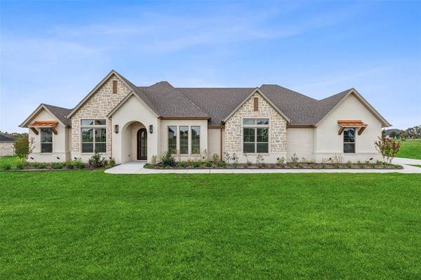 1005 Deer Island Court, Azle, TX 76020