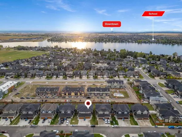 Chestermere, AB T1X 0Y7,247 Kinniburgh RD