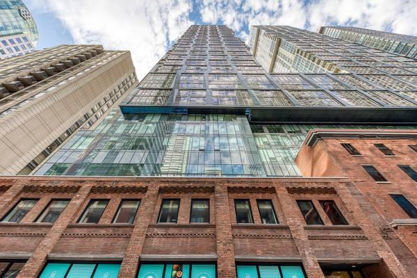 35 Mercer ST #519, Toronto C01, ON M5V 0V1