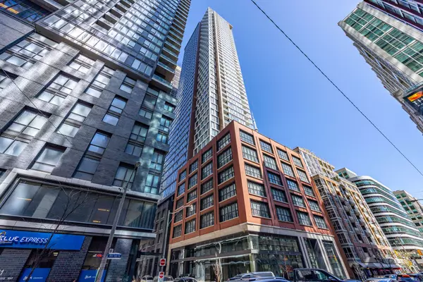 55 Mercer ST #3509, Toronto C01, ON M5V 0W4