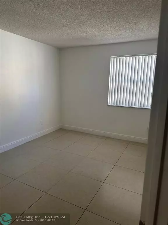 Pembroke Pines, FL 33026,11975 NW 11th St  #11975