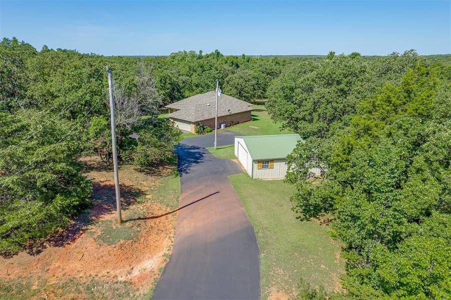 22955 N Hiwassee Road, Arcadia, OK 73007