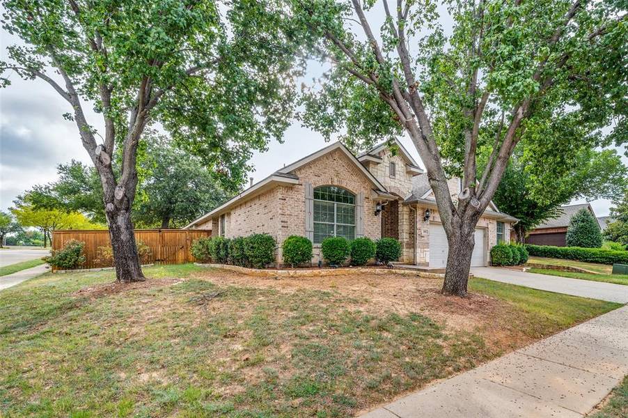 100 Lakehill Court, Hickory Creek, TX 75065