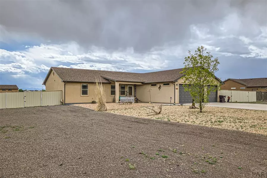 1321 N Challenger Dr, Pueblo West, CO 81007