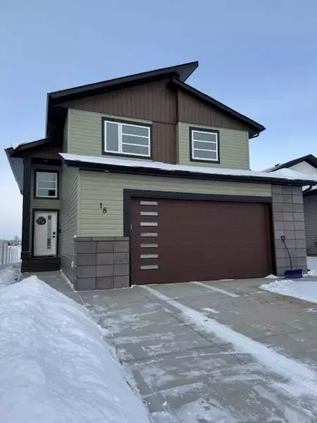 18 Metcalf WAY, Lacombe, AB T4L 0J8