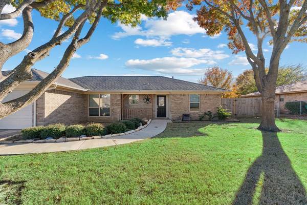 7 Rogers Circle, Krum, TX 76249