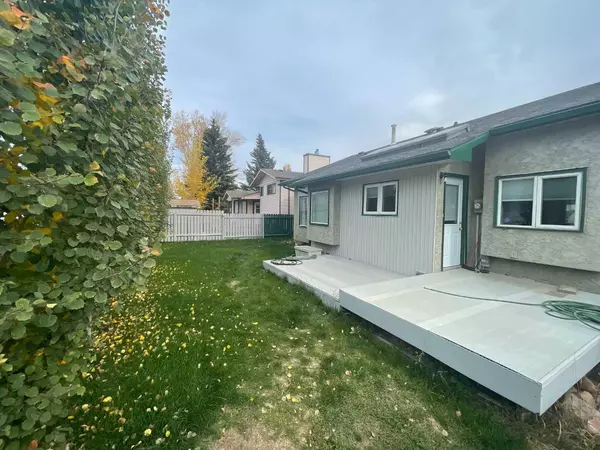 Brooks, AB T1R 0M5,28 Parkland WAY E