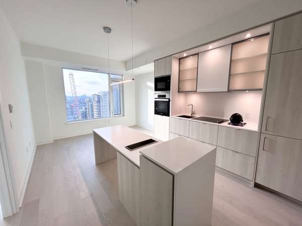 11 Yorkville AVE #1601, Toronto C02, ON M4W 0B7