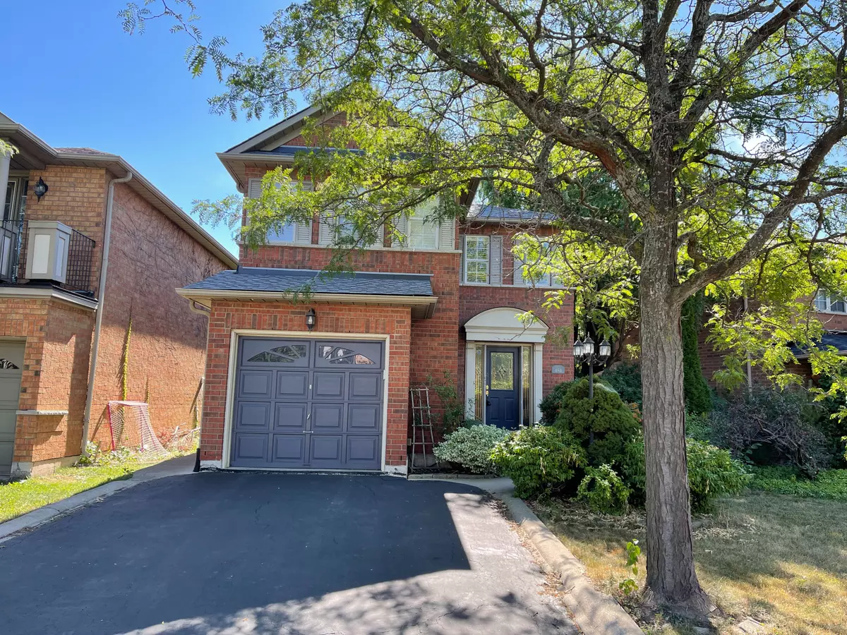 Oakville, ON L6H 6S5,454 Pondview PL