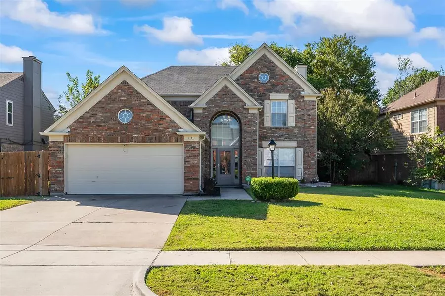 131 Browning Lane, Grand Prairie, TX 75052