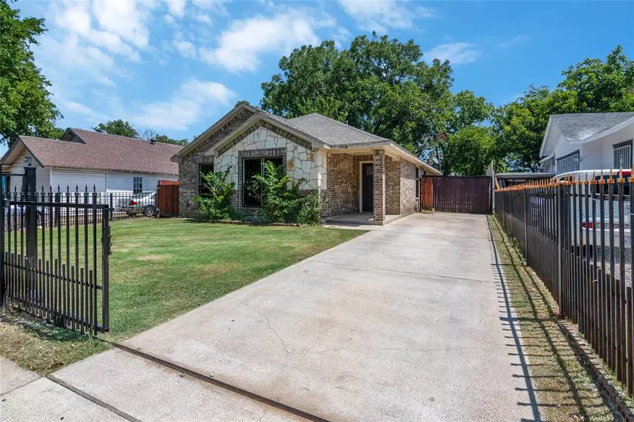 2418 Maryland Avenue, Dallas, TX 75216