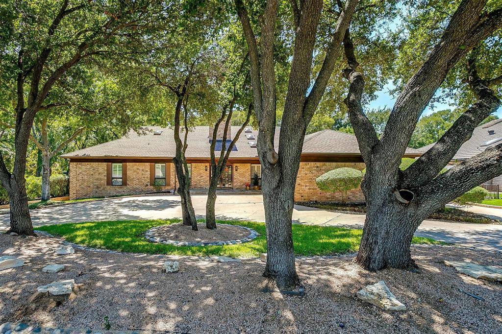 Granbury, TX 76049,8914 Brierfield Road