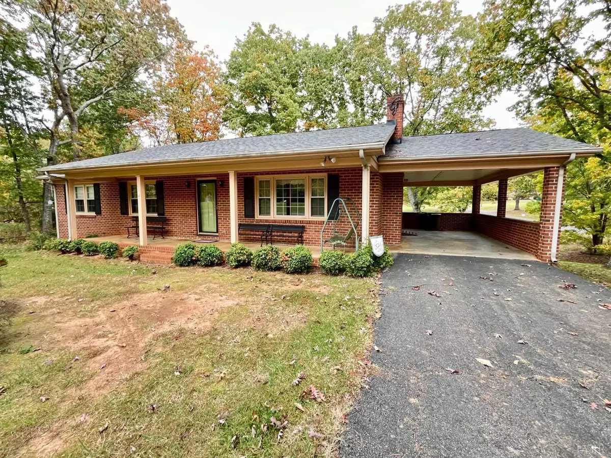 Appomattox, VA 24522,248 Charles DR