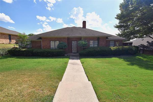 2805 Colleen Drive, Garland, TX 75043