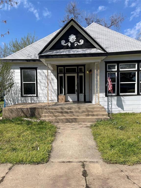 819 W Owings Street, Denison, TX 75020