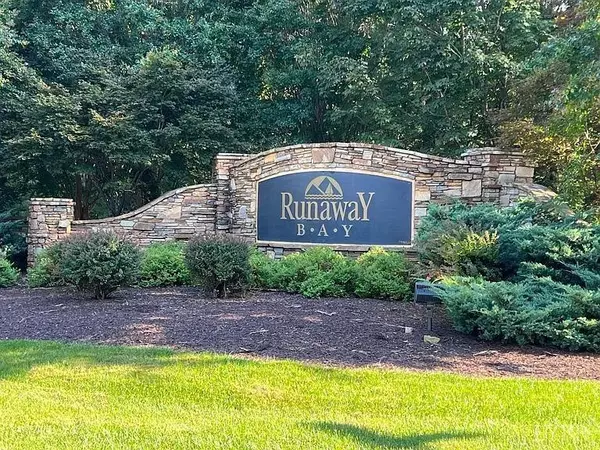 Lynch Station, VA 24571,278 Waterway CT