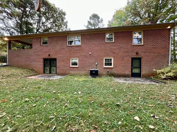 Appomattox, VA 24522,248 Charles DR