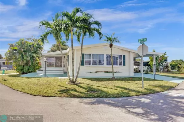 2251 SW 86th Ave, Davie, FL 33324