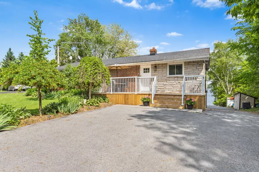 80 NEVILLE POINT RD, Stone Mills, ON K0K 2A0