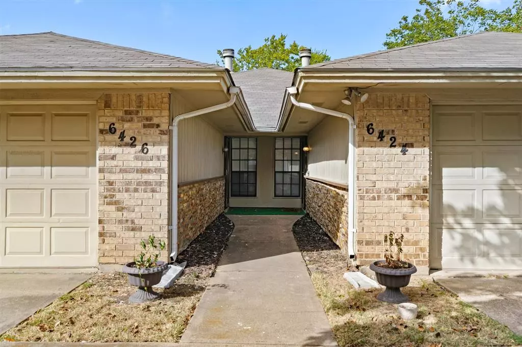 Fort Worth, TX 76133,6424 Bramble Drive