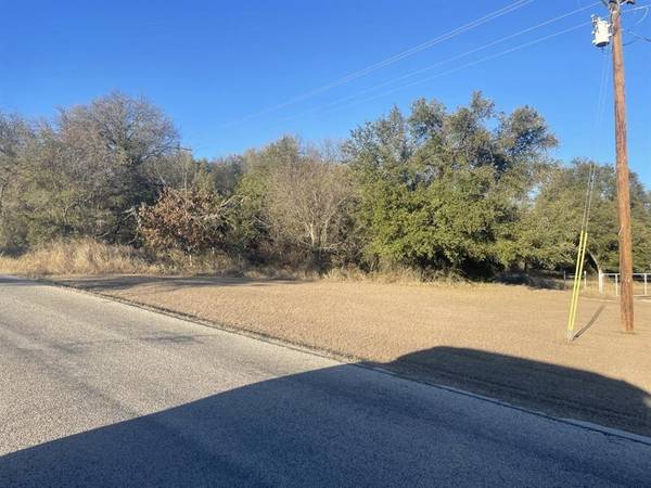 3751 Old Decatur Road, Alvord, TX 76225