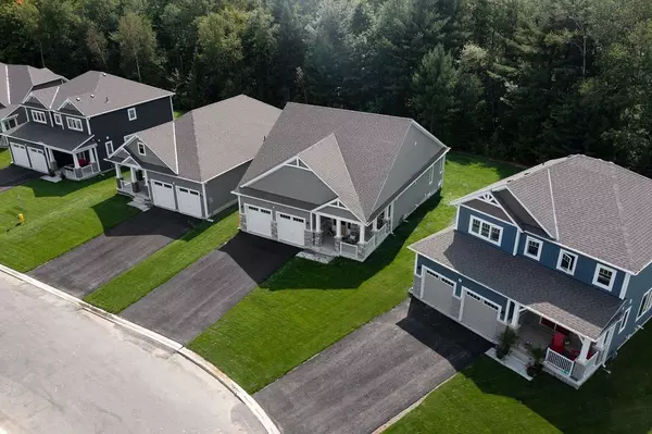 Bracebridge, ON P1L 0A9,10 DYER CRES