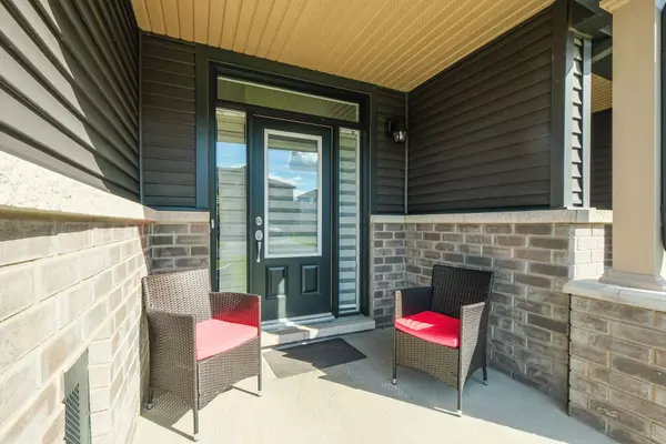 Orleans - Cumberland And Area, ON K4A 3R4,956 Socca CRES