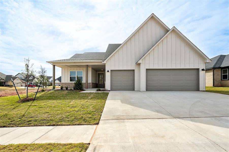 9304 NW 146th Street, Yukon, OK 73099