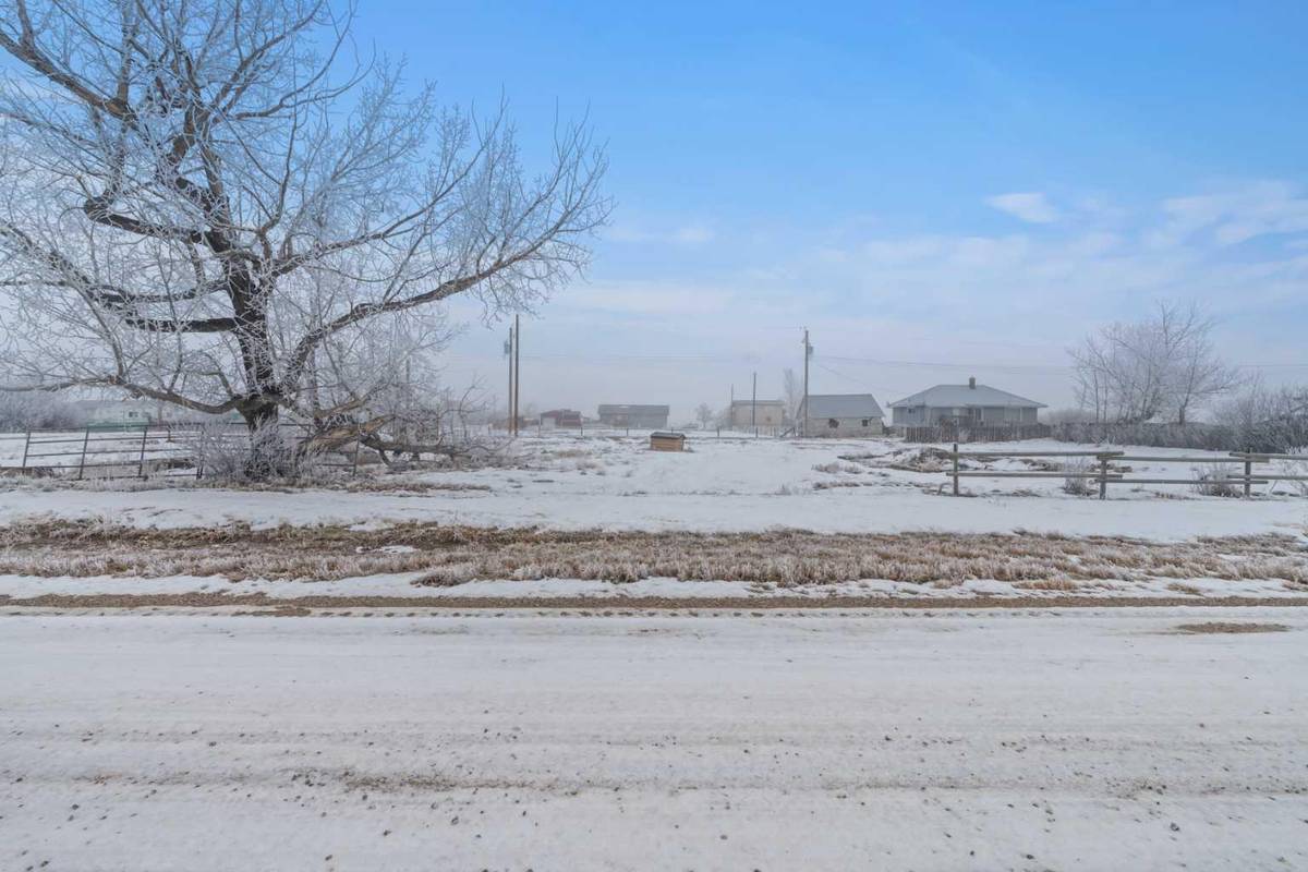 Ensign, AB T0L 2B0,Plan 7271 Block 1 Lot 1-8 Railway AVE