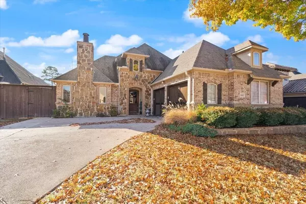 Arlington, TX 76017,3502 Regents Park Court