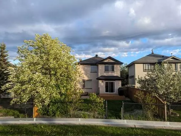 Calgary, AB T3K 5X1,113 Covehaven GDNS NE