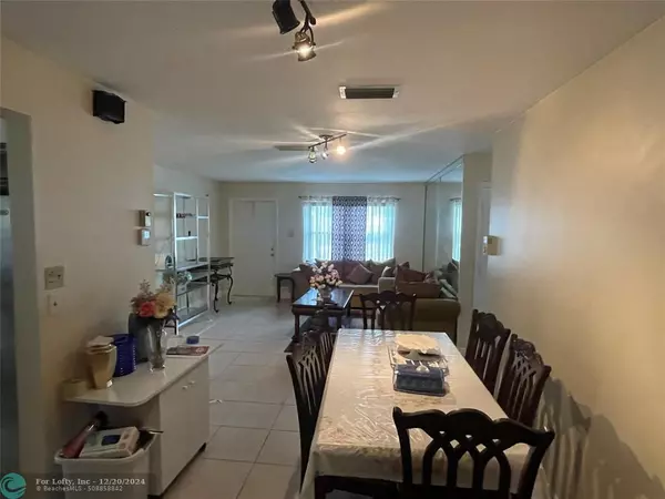 735 NW 72nd Ter, Margate, FL 33063