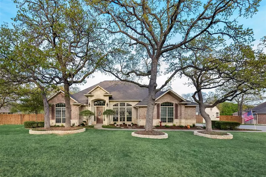 4611 Stoney Creek Court, Granbury, TX 76049