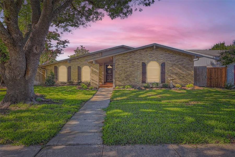 4928 Crawford Drive, The Colony, TX 75056