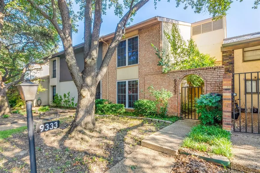 9333 Chimneysweep Lane, Dallas, TX 75243