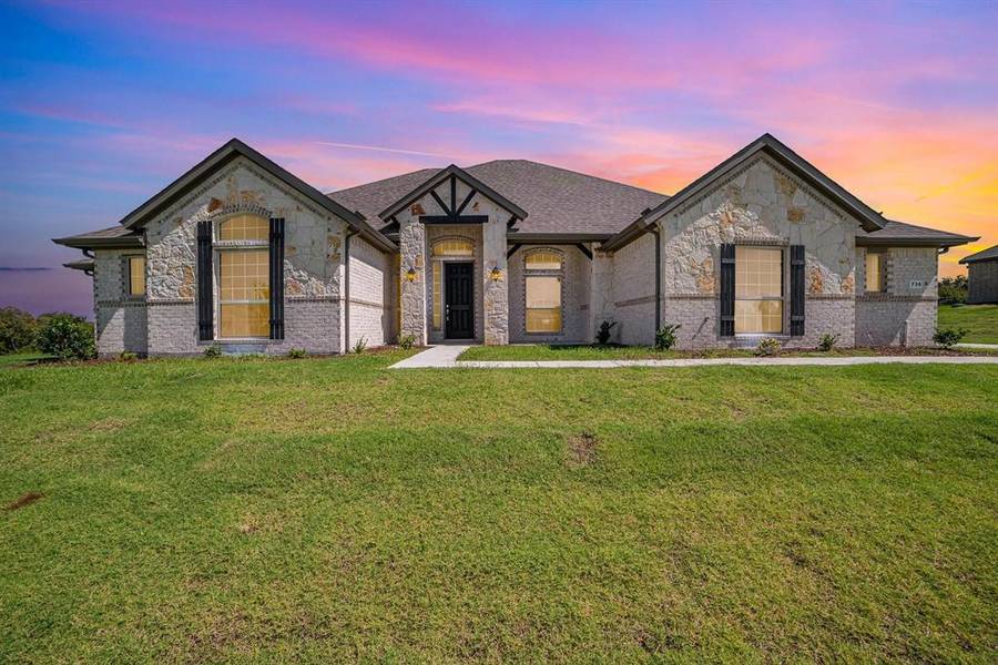 730 Serenity Lane, Red Oak, TX 75154