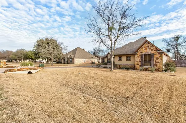 Granbury, TX 76049,3219 Crossbridge Circle