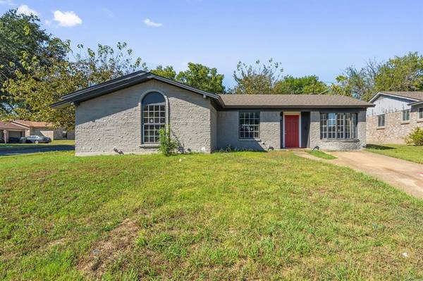 6033 Crosswood Lane, Dallas, TX 75241