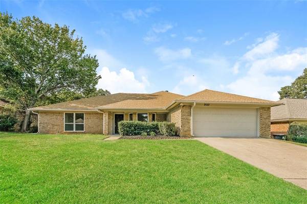 3507 Pimlico Drive, Arlington, TX 76017