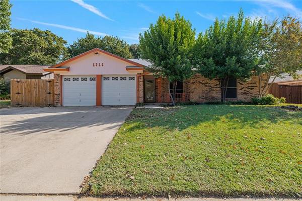 1216 Cumberland Drive, Bedford, TX 76022