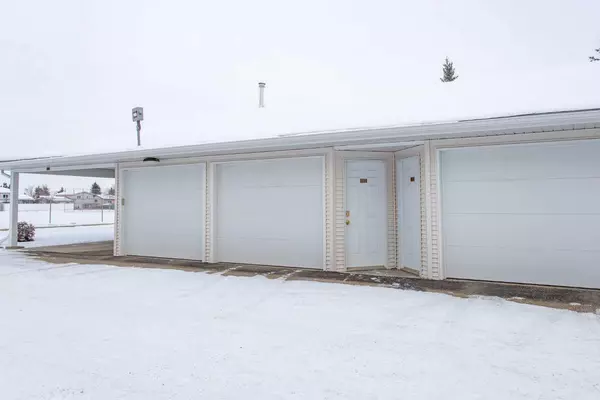 Red Deer, AB T4N 6P7,6118 53 AVE #112