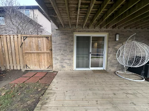 Whitby, ON L1N 6M2,53 Calder CRES #BSMT