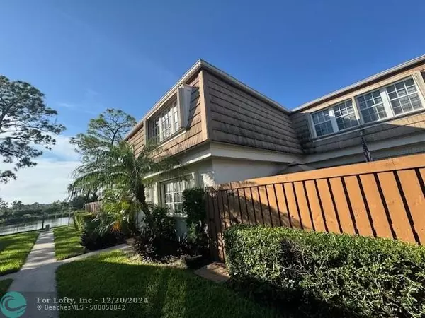 4290 Hazel Avenue  #A, Palm Beach Gardens, FL 33410