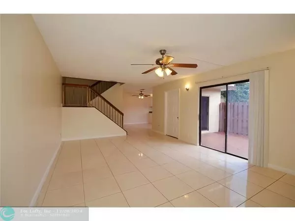 Tamarac, FL 33319,5821 Swordfish Ct