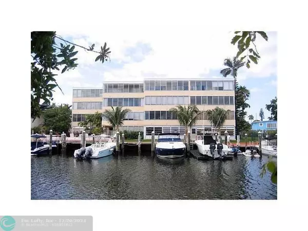 Fort Lauderdale, FL 33301,40 Isle Of Venice Dr  #13