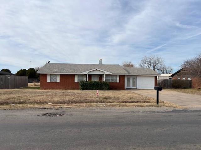 909 S Park Road, Hobart, OK 73651