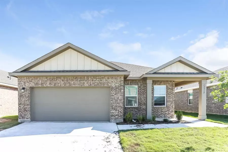 13405 Gafford Drive, Fort Worth, TX 76052